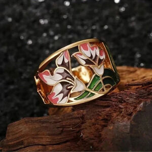 1 LEFT! 18K Gold Plated Wide Flower Ring